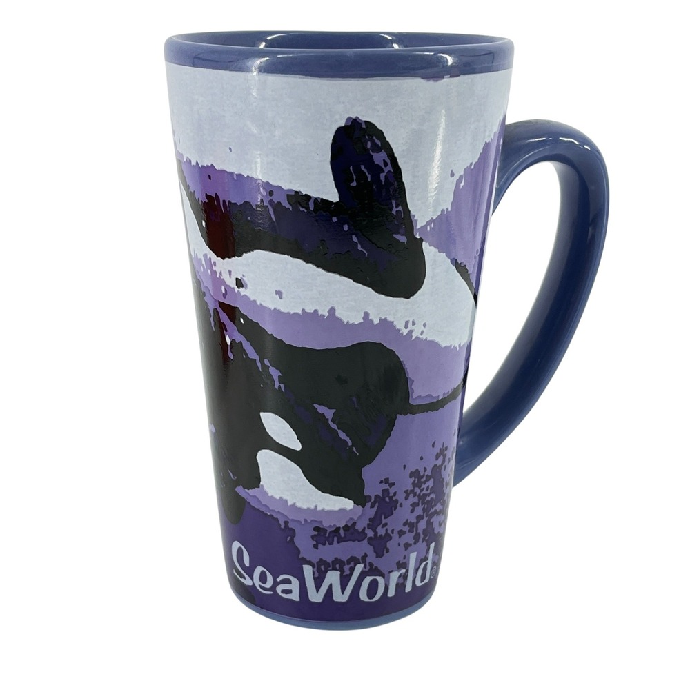 Vintage SeaWorld Shamu Orca Killer Whale Tall Tapered Coffee Mug Purple